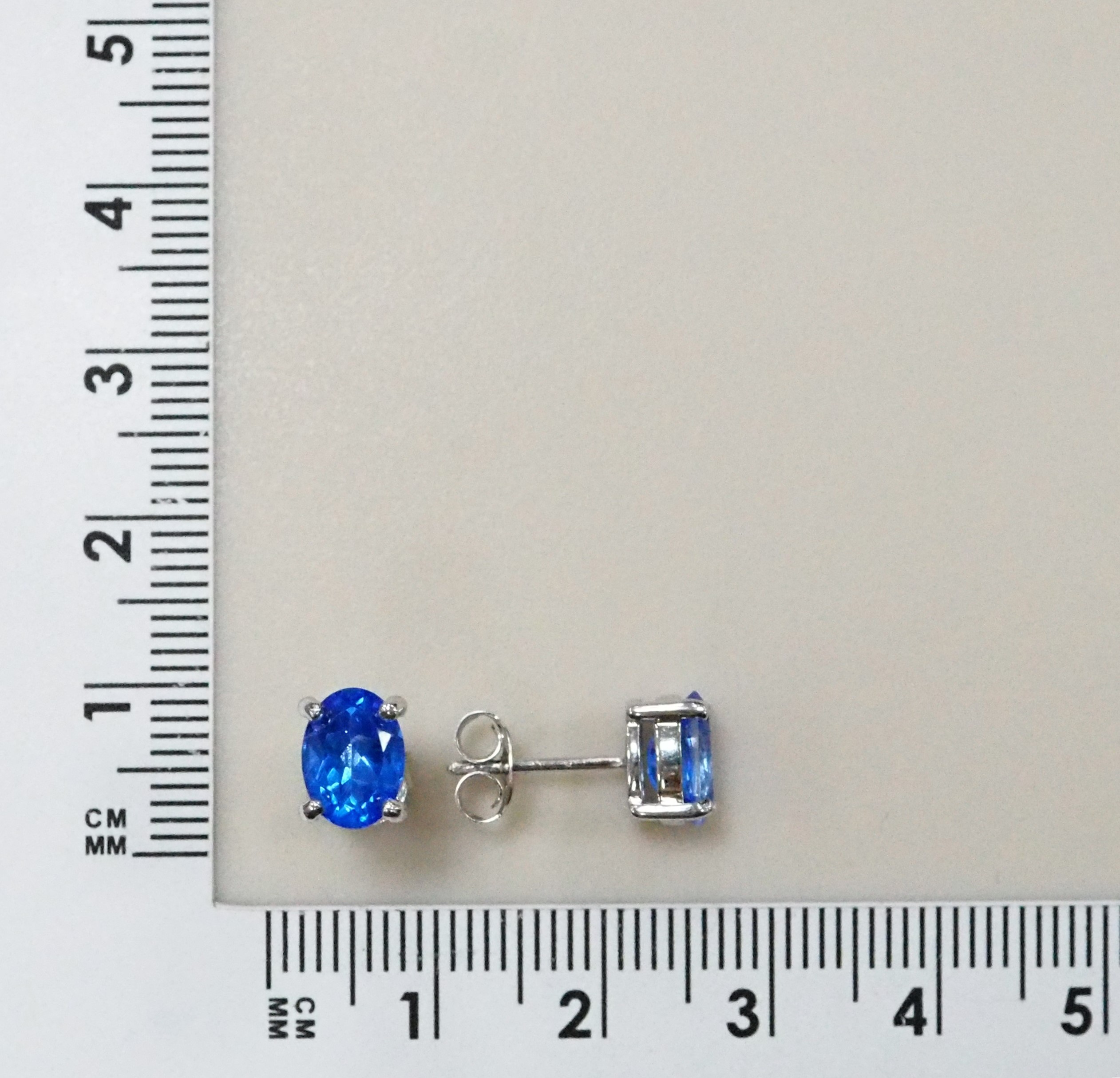Серебряные серьги-пусеты 925 пробы; вставки 2 Топаз 3ct;